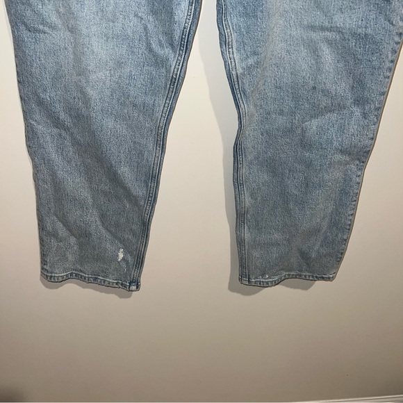 Abercrombie & Fitch Curve Love 90s Straight Ultra High Rise Jeans - Picture 8 of 10